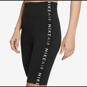 NWT Nike Air biker shorts size small